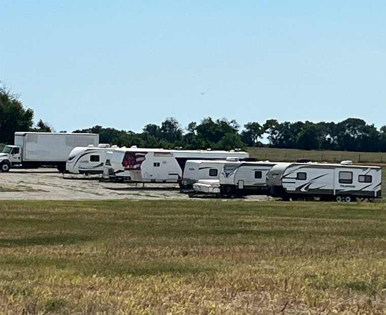 outdoor parking storage in Baldwin City Kansas